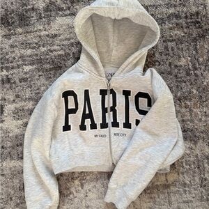 Zara Light Gray Hoodie with Bold Print